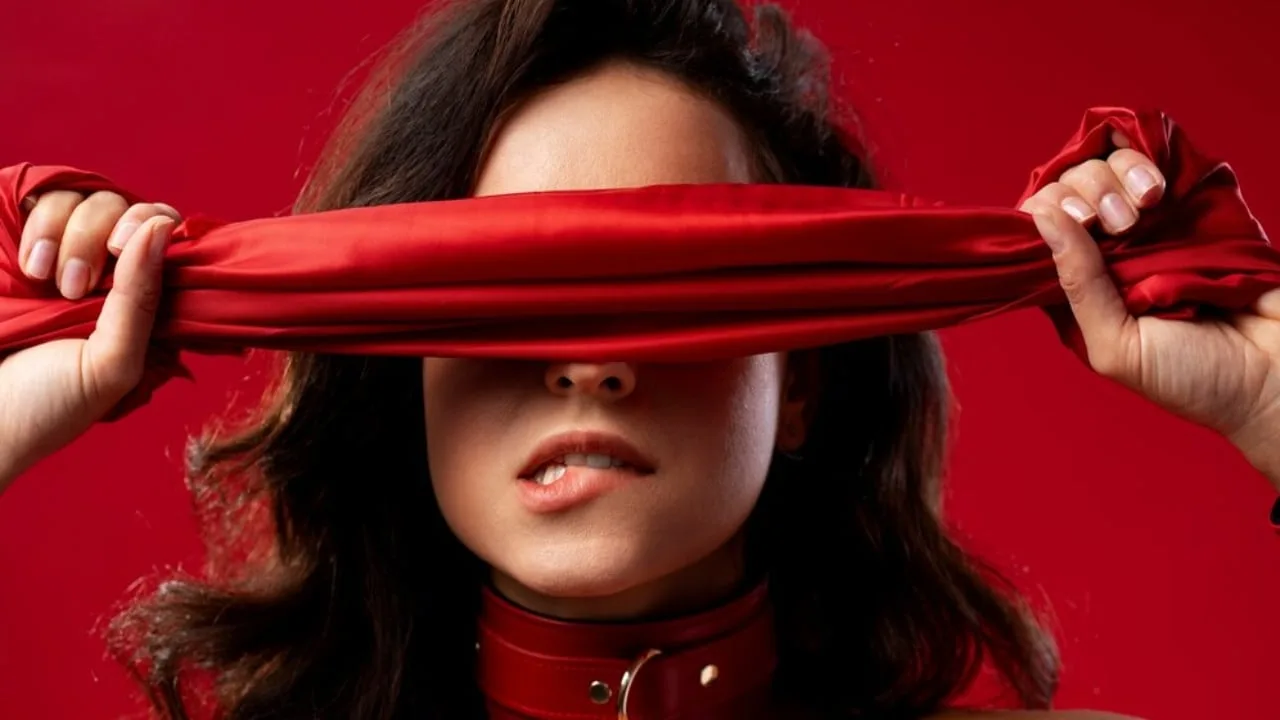 podolatria?-dominacao?-confira-os-fetiches-mais-pesquisados-por-brasileiros-em-2025