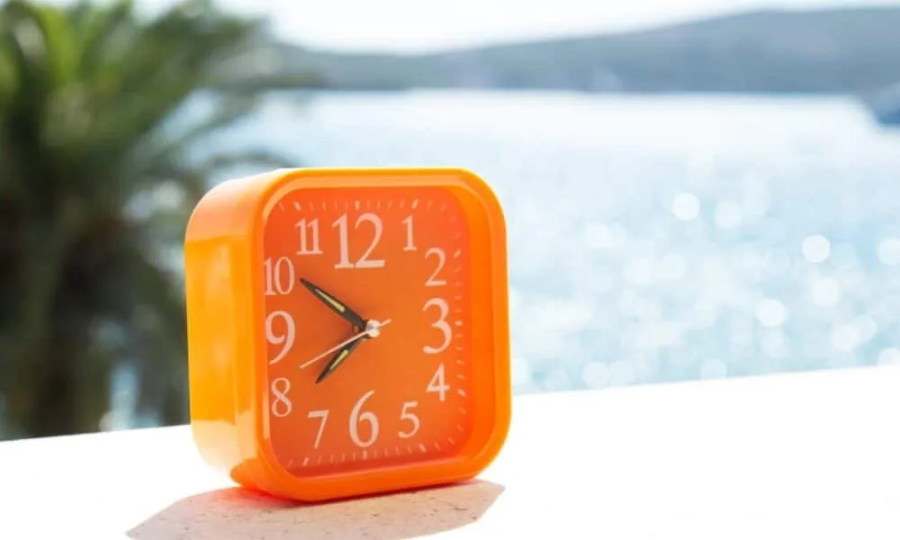 fim-do-horario-de-verao-a-partir-de-2025-simplifica-rotina-de-trabalhadores-e-empresas