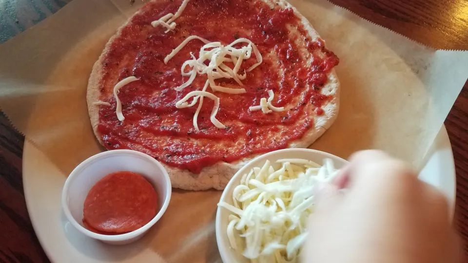 Mulher morre após possível intoxicação por pizza em São José dos Campos