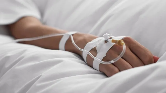 País tem 32 casos confirmados de intoxicação por metanol