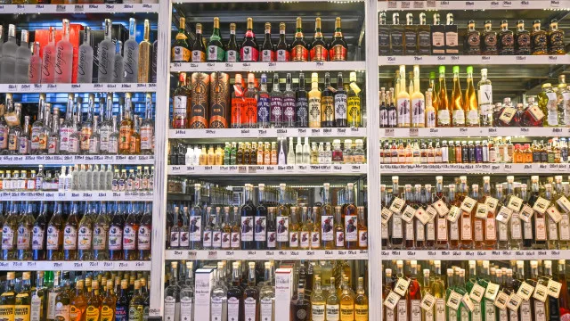 1 em cada 5 destilados vendidos no Brasil &eacute; falsificado, estima associa&ccedil;&atilde;o