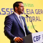 presidente-da-cbf,-samir-xaud-sugere-tentar-trazer-final-da-libertadores-entre-palmeiras-e-flamengo-para-o-brasil