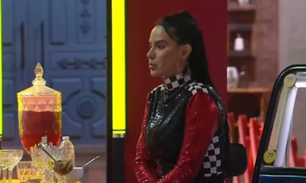 tamires-e-carol-repercutem-expulsao-de-martina-apos-confusao-generalizada-na-festa-corrida-maluca-de-a-fazenda-17