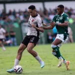 Goiás tropeça em casa e se complica na briga pelo acesso 3 goias-tropeca-em-casa-e-se-complica-na-briga-pelo-acesso