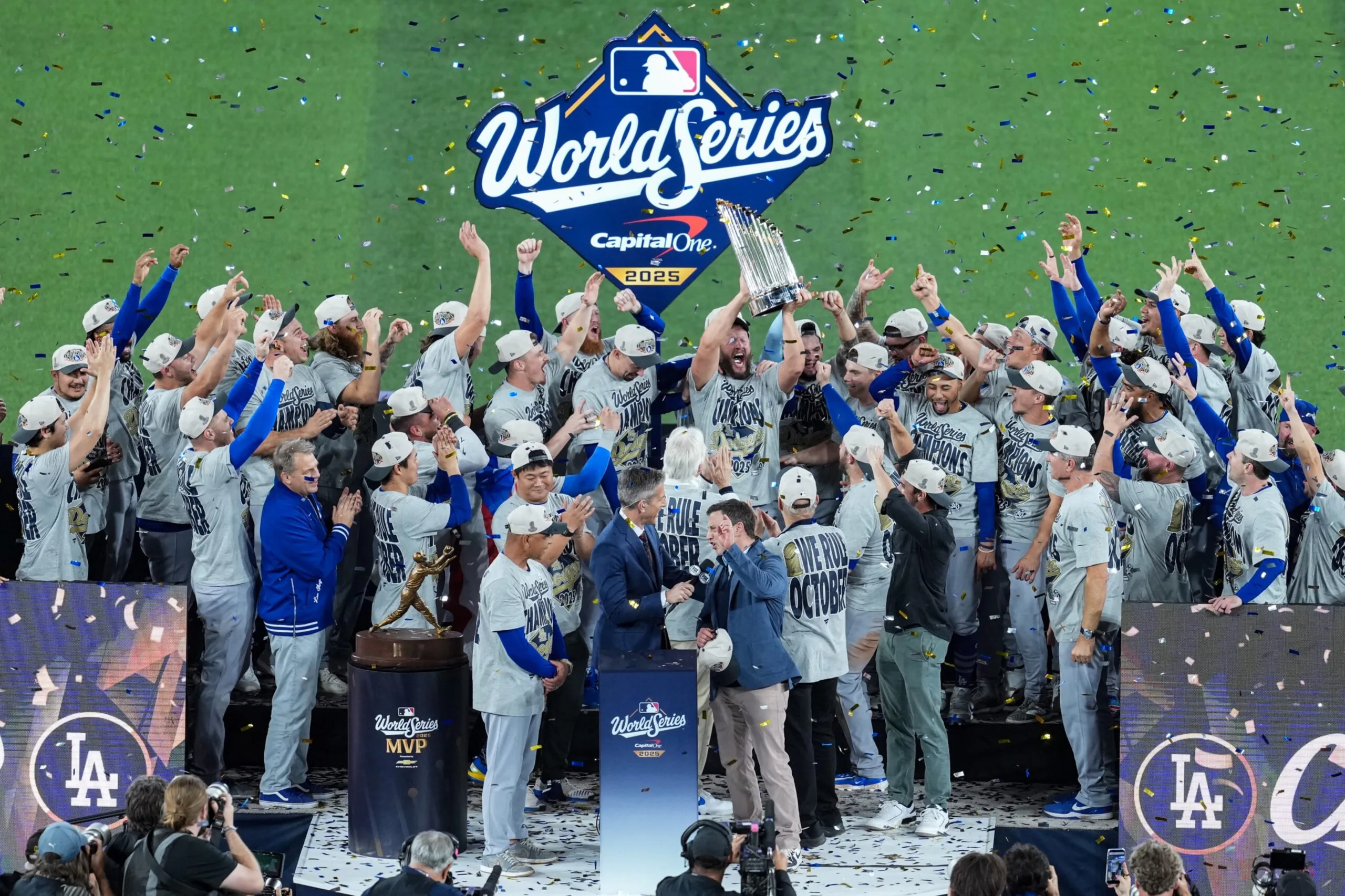 los-angeles-dodgers-viram-serie-contra-o-toronto-blue-jays-e-conquistam-a-world-series-da-mlb