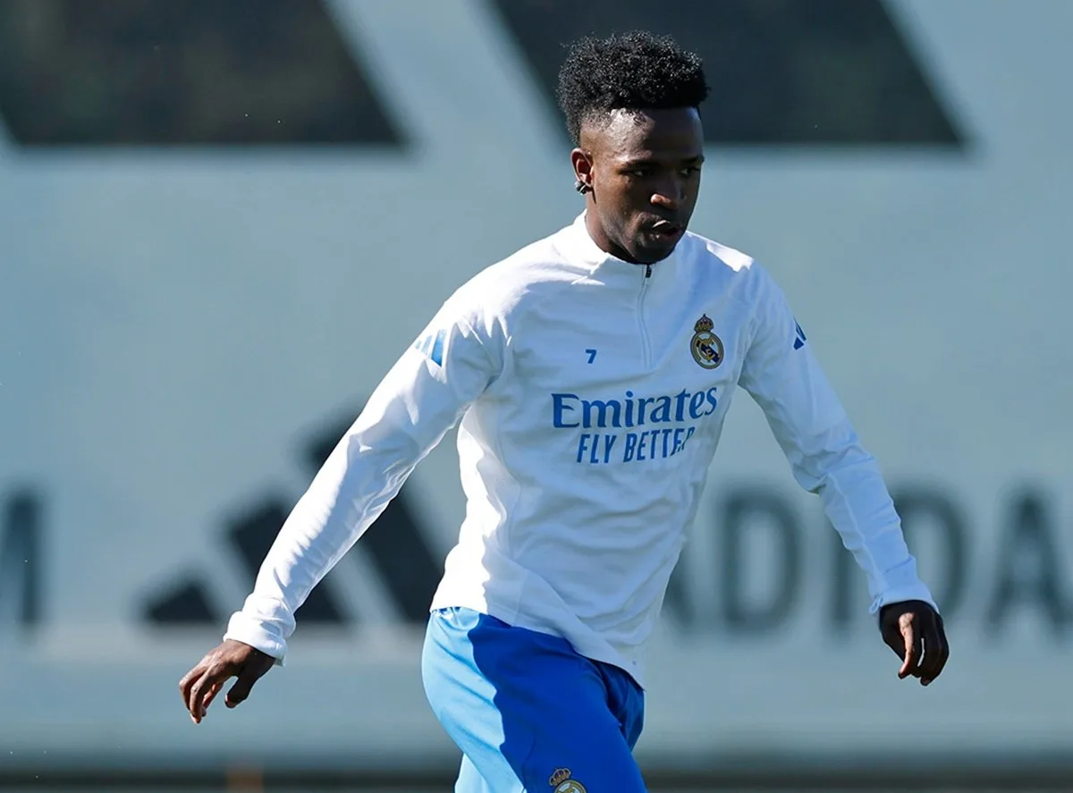 real-madrid-decide-vender-vini-jr.-no-final-da-temporada-apos-atritos-com-xabi-alonso,-diz-jornal