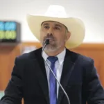 ‘espiritos-do-demonio’:-amauri-ribeiro-critica-exposicao-na-assembleia-legislativa-de-goias