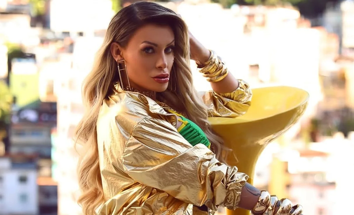andressa-urach-aposta-no-funk-ostentacao-e-fala-sobre-fe-em-nova-fase-como-mc-imola