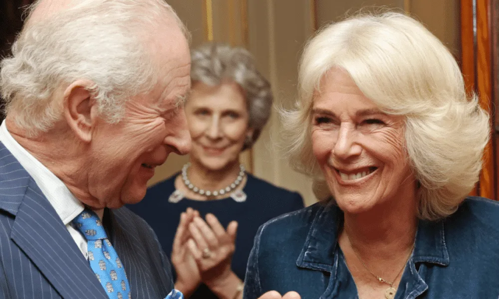 karl-iii.-balanciert-wahrend-seines-italienbesuchs-mit-camilla-zwischen-krebsbekampfung-und-koniglichen-pflichten