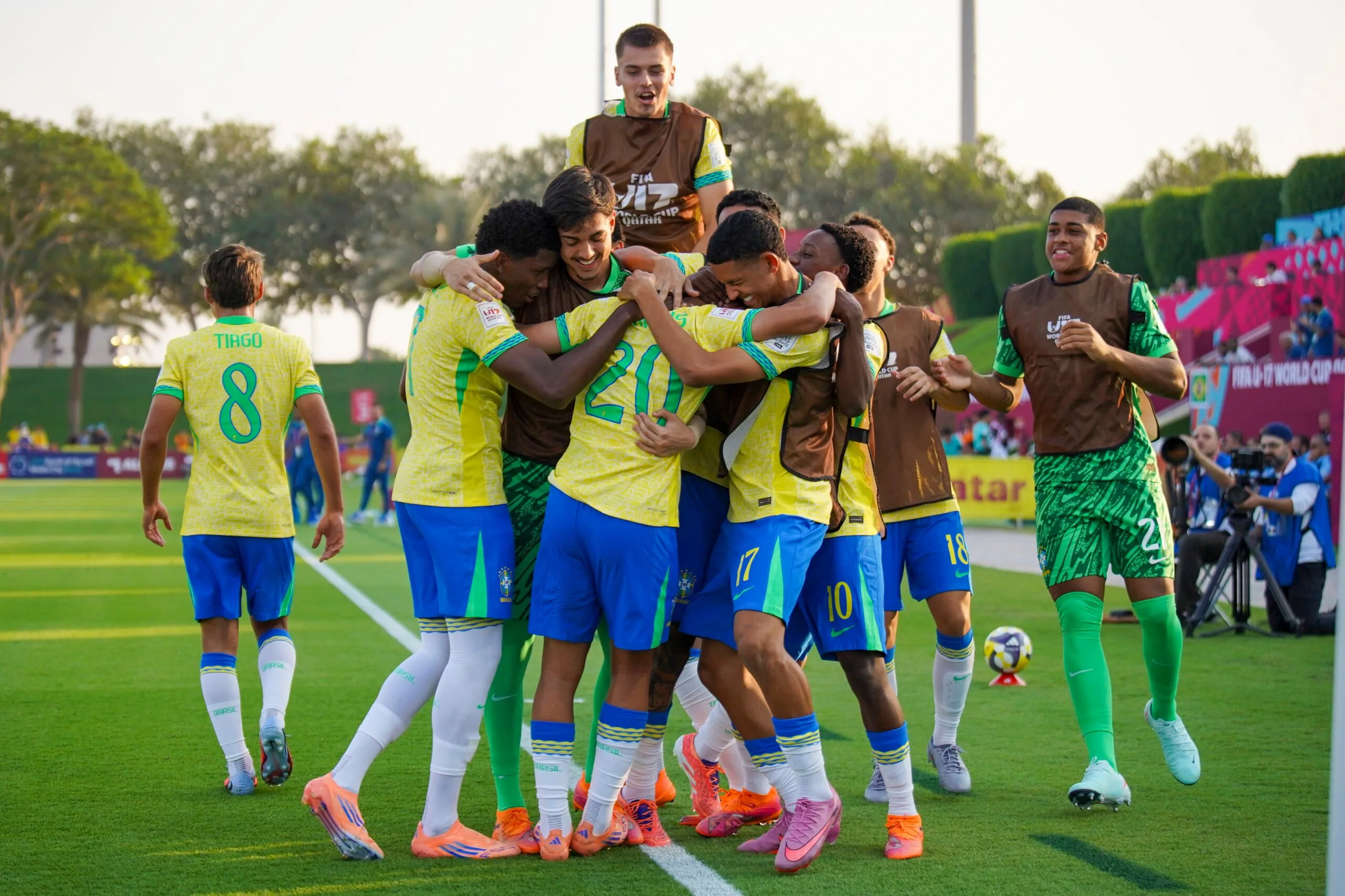 brasil-sub-17-enfrenta-a-indonesia-em-busca-de-vaga-antecipada-nas-oitavas