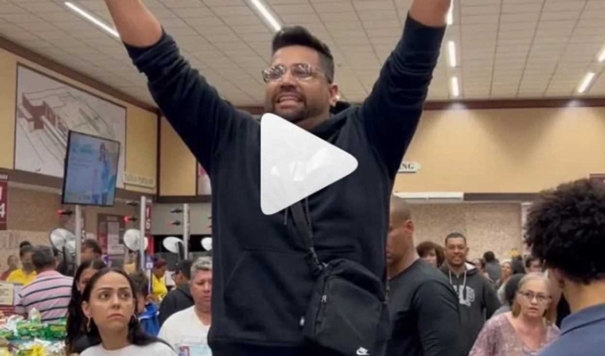 goiano-puxa-‘parabens’-pra-namorada-dentro-de-supermercado-lotado-e-video-viraliza