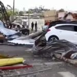 時速250キロの竜巻がリオ・ボニート・ド・イグアスを壊滅させ、6人が死亡