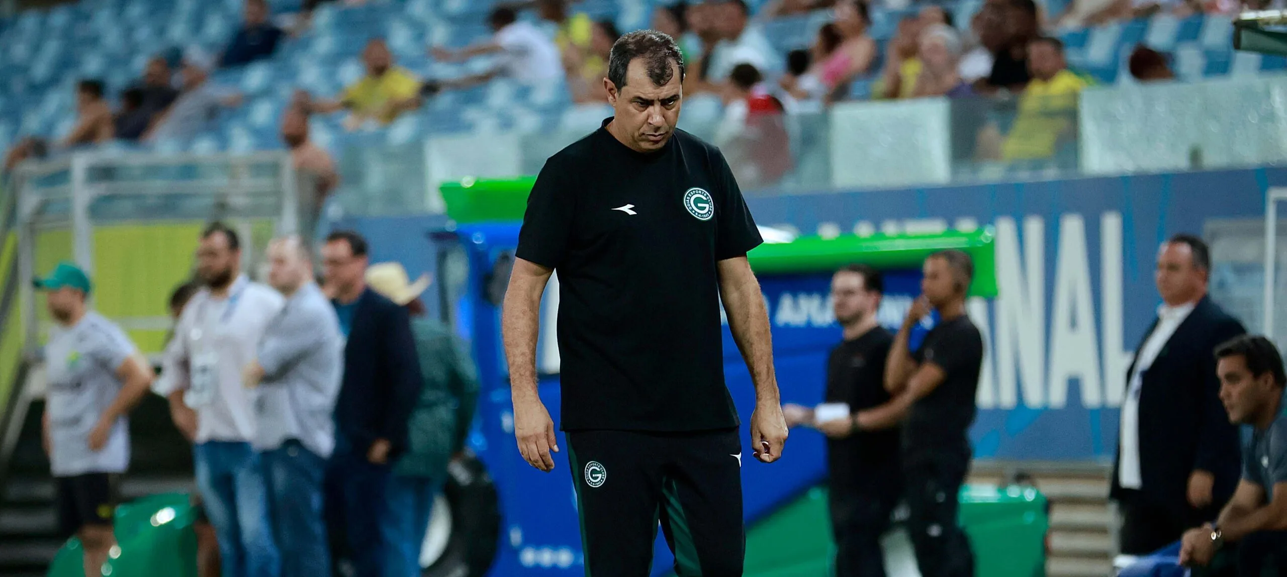 “estamos-muito-vivos-dentro-da-competicao”,-diz-carille-apos-vitoria