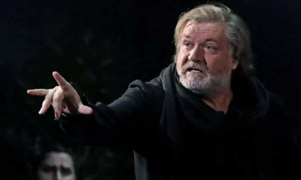 l’attore-vladimir-simonov,-del-teatro-vakhtangov,-muore-a-mosca-all’eta-di-68-anni-e-lascia-un’eredita-di-oltre-150-film