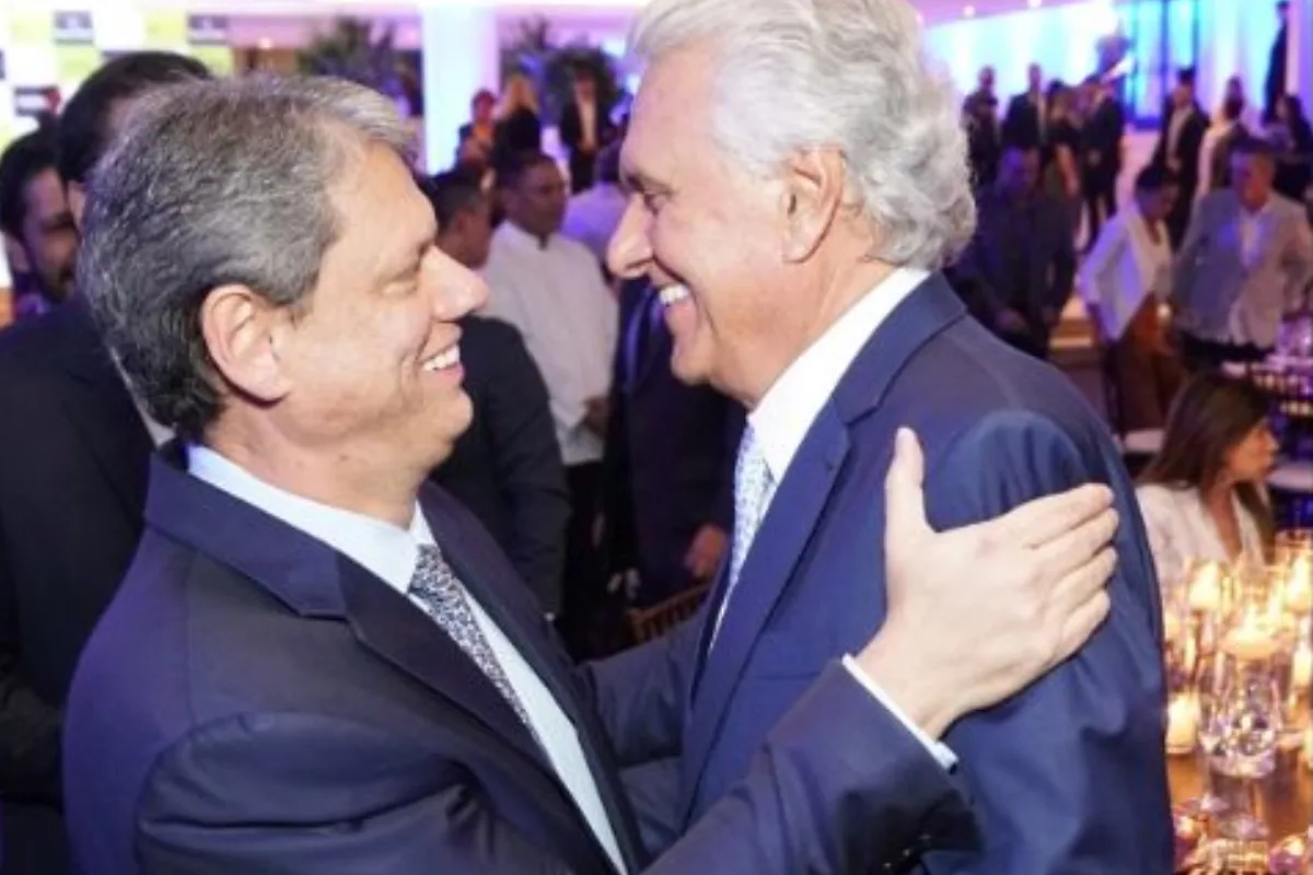 discurso-de-caiado-faz-assessora-de-lula-abandonar-evento-judaico-em-sp