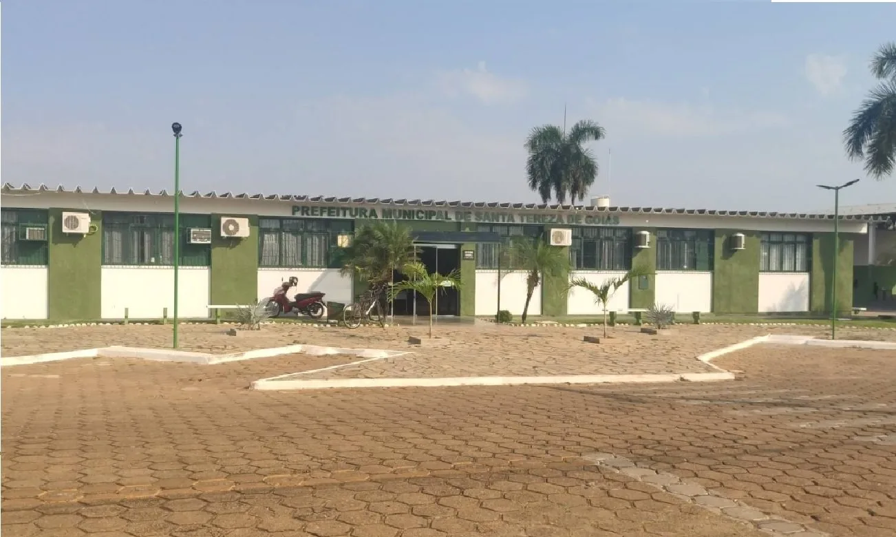 santa-tereza-de-goias-anuncia-concurso-com-150-vagas-e-salarios-de-ate-r$-4,4-mil