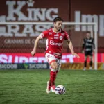 vila-nova-rescinde-contrato-com-jean-mota;-kozlinski-e-bruno-mendes-nao-devem-permanecer