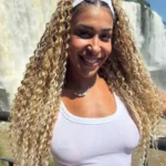 jovem-salta-nua-de-paraquedas-e-revela-motivo;-veja-fotos