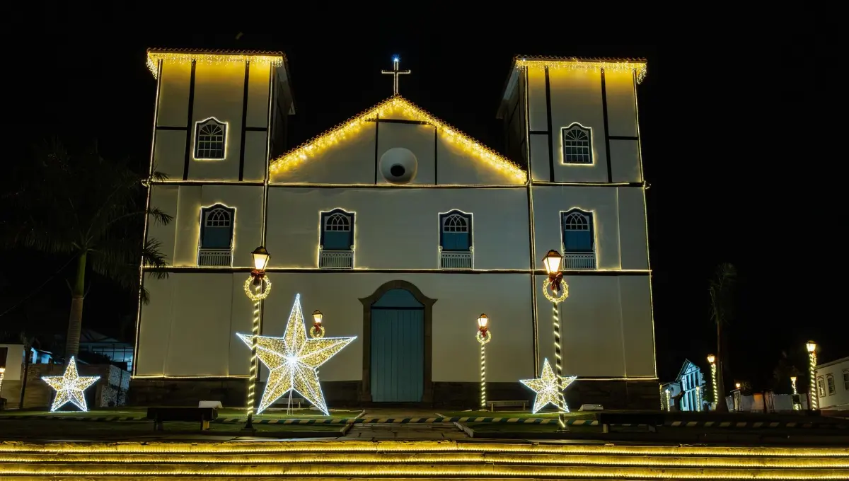 pirenopolis-recebe-decoracao-de-natal;-confira-as-principais-atracoes