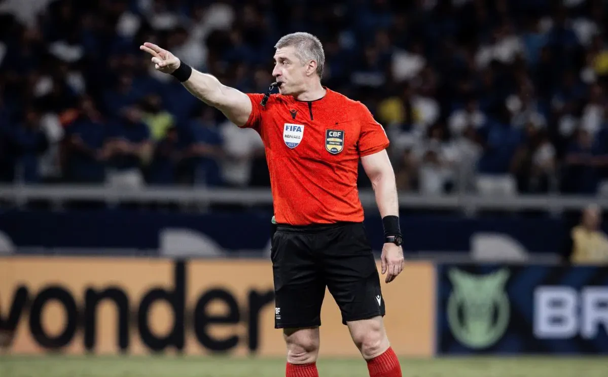 arbitro-fifa-apita-goias-e-novorizontino-neste-domingo-(16/11)