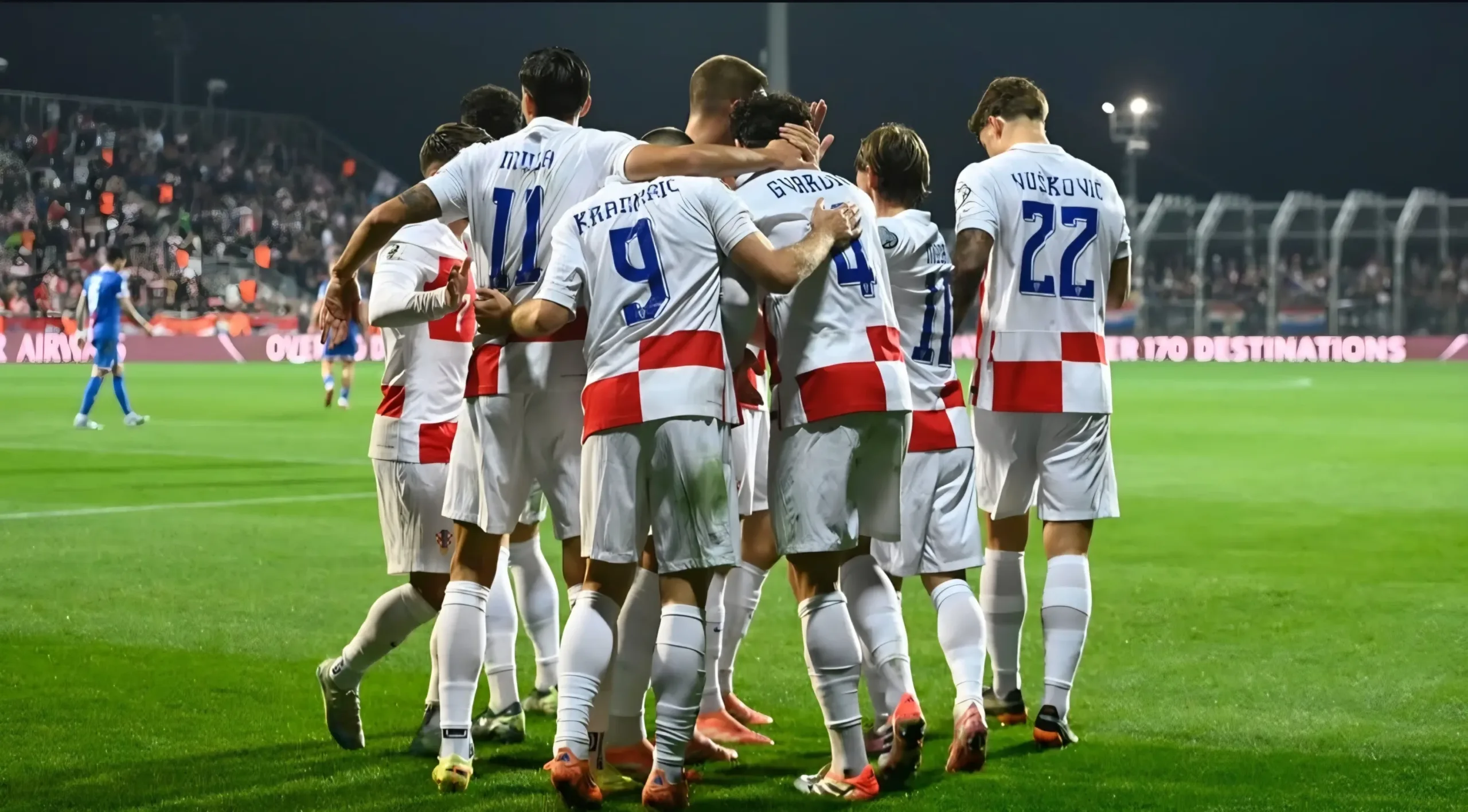 croacia-se-classifica-para-a-copa-do-mundo;-depay-salva-chance-de-vaga-para-holanda