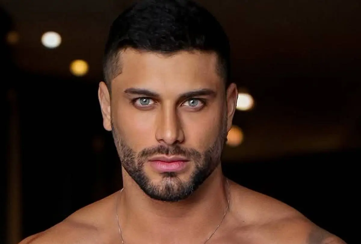 jesus-luz-rebate-criticas-por-fotos-nu-em-plataforma-de-conteudo-adulto;-veja-imagens