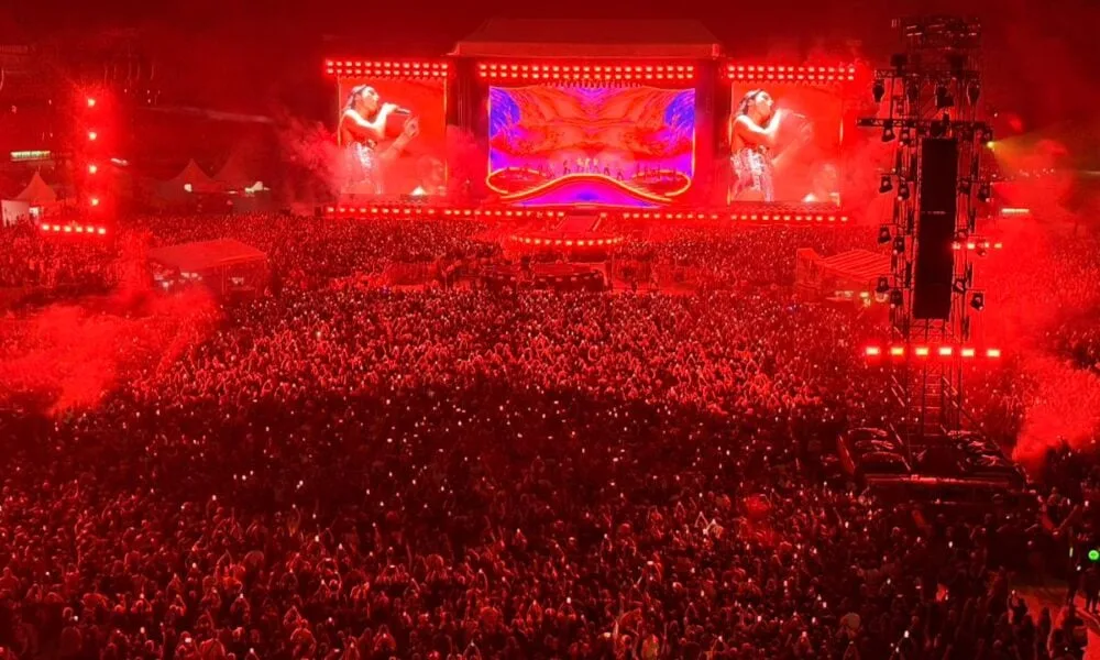 bruna-marquezine-e-shawn-mendes-vengono-avvistati-insieme-nell’area-vip-dello-show-di-dua-lipa-a-sp