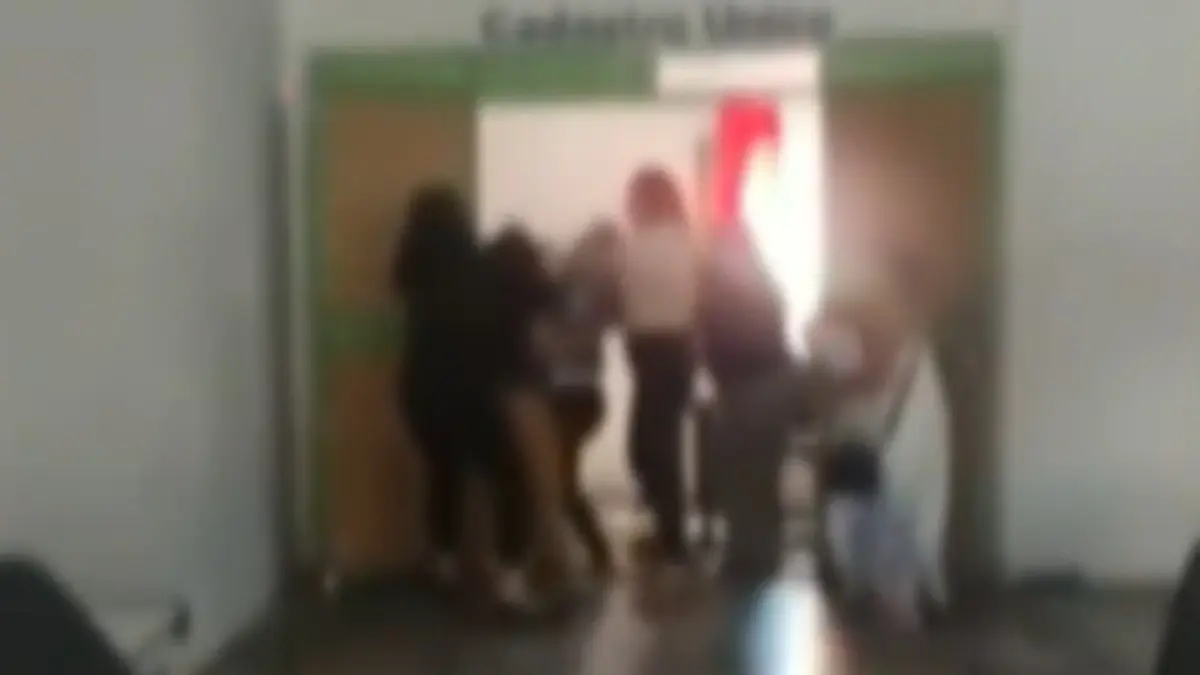 ‘nega-imunda’:-mulher-e-indiciada-por-ofensas-racistas-contra-servidora-em-goiania