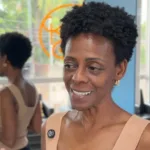 proposito-como-negocio:-como-empresaria-muda-vidas-ao-valorizar-cabelos-afro-naturais