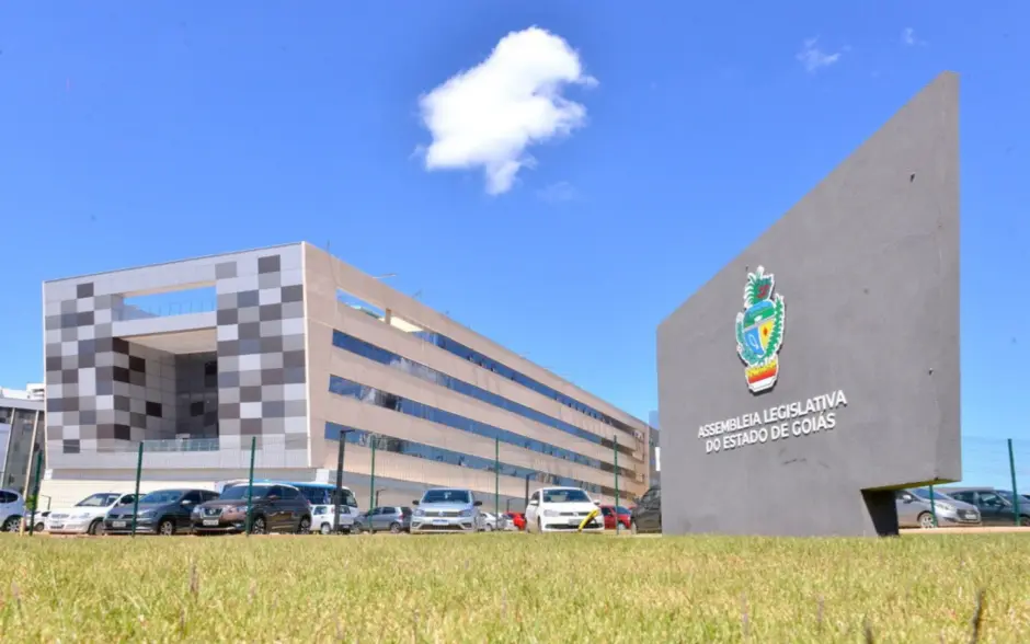 alego-faz-alerta-sobre-sites-falsos-que-simulam-inscricoes-de-concurso 