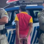 moradora-de-rua-e-presa-pela-2a-vez-apos-esfaquear-mulher-durante-discussao-em-goiania