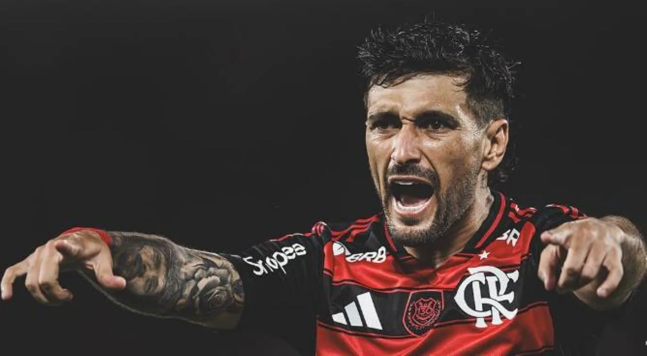 com-golaco-de-arrascaeta,-flamengo-sai-na-frente-do-bragantino-pelo-brasileirao-no-maracana
