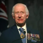 mecha-de-cabelo-de-rei-charles-e-colocada-a-venda;-saiba-o-valor