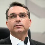 flavio-diz-que-bolsonaro-fez-‘pedido-direto’-a-motta-e-alcolumbre-para-pautar-anistia