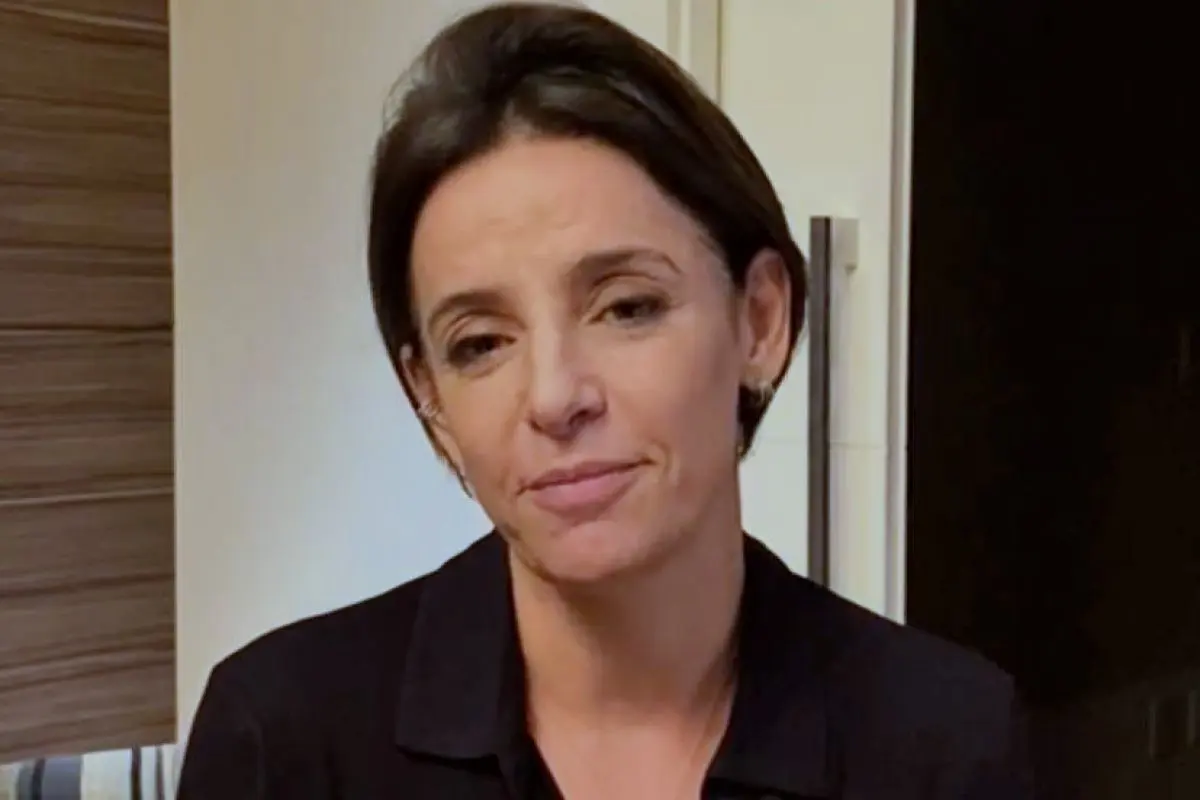 ana-paula-mira-2026-e-admite-que-avalia-disputa-ao-senado-por-goias