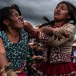 conheca-a-tradicao-em-que-peruanos-trocam-socos-no-natal-para-comecar-o-ano-em-paz