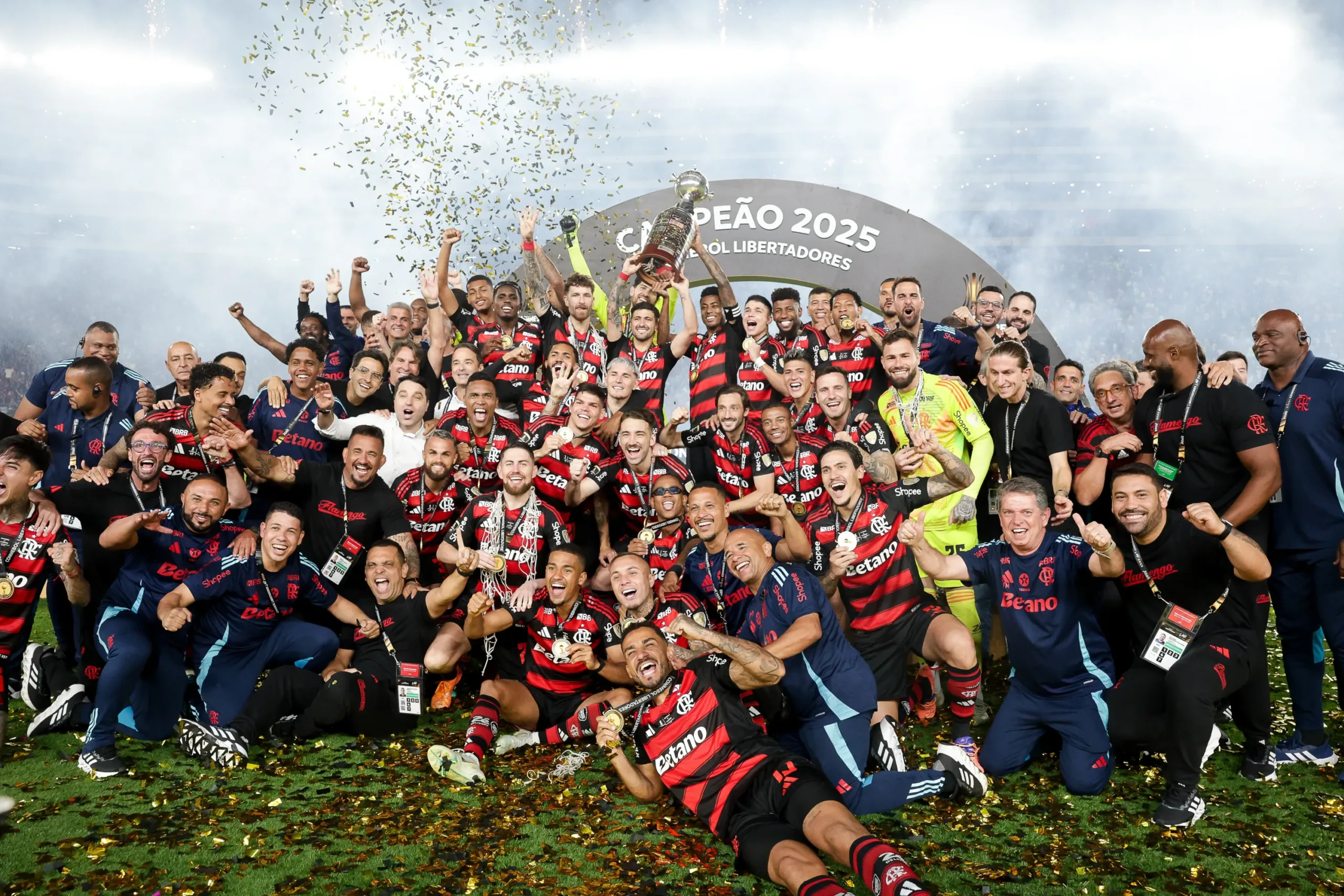 flamengo-bate-o-palmeiras-e-conquista-o-tetra-continental