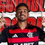 heroi!-danilo-cabeceia-para-gol-e-flamengo-abre-o-placar-na-final-da-libertadores-contra-palmeiras-no-segundo-tempo