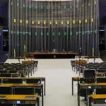 Lula's Vetoes on Environmental Licensing Face Vote After COP 30: Impact on Brazil