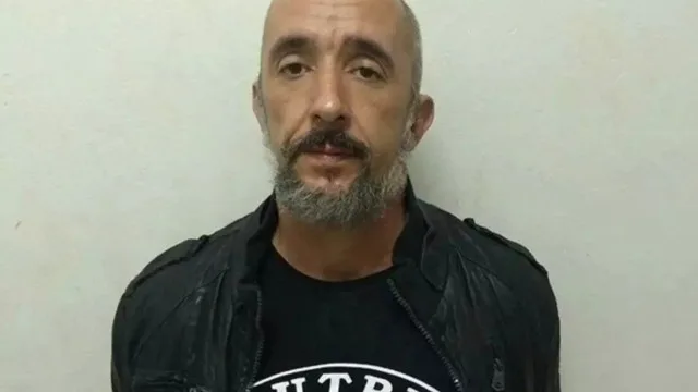 Cristian Cravinhos sofre acidente de moto perto da casa dos Richthofen