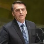 palavras-cruzadas,-futebol-e-marmitas:-a-primeira-semana-de-bolsonaro-na-prisao