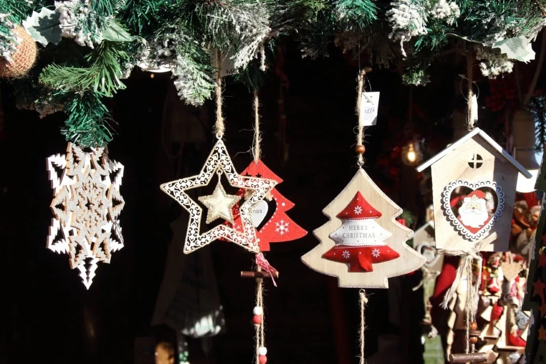 centro-de-mantova-brilha-com-parade-natalina-e-abertura-de-feiras-nesta-sexta-feira