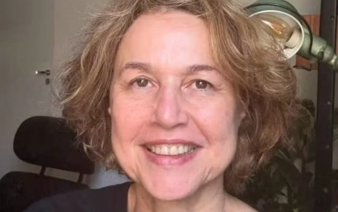 kelzy-ecard-perde-quase-40-kg-apos-cancer-de-mama-e-retorna-a-globo-em-tres-gracas