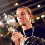 se-vencer-o-brasileirao,-filipe-luis-ficara-a-uma-taca-do-numero-de-conquistas-do-guardiola-em-sua-estreia-no-barcelona