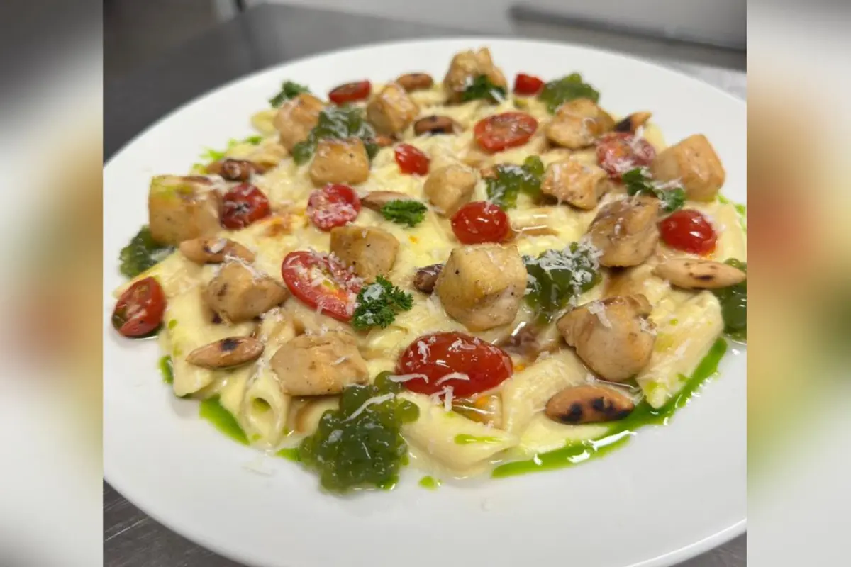 chef-cria-receita-de-massa-com-pequi-a-pedido-do-embaixador-da-italia,-em-visita-a-goiania