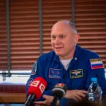 cosmonauta-russo-oleg-artemyev-e-excluido-da-crew-12-apos-alegacoes-de-fotos-de-documentos-confidenciais-da-spacex