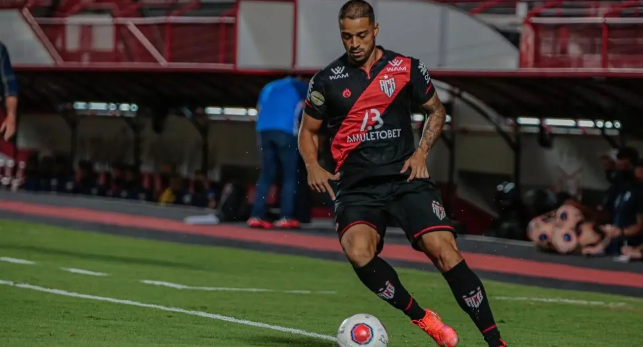 vila-nova-anuncia-dellatorre-por-duas-temporadas