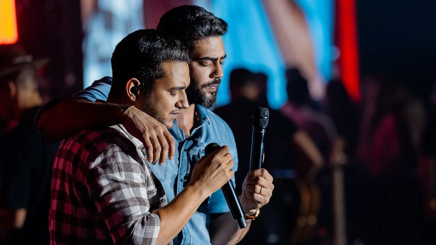 spotify-revela-hits-e-artistas-mais-ouvidos-em-2025;-lista-do-brasil-e-dominada-por-sertanejo,-pagode-e-funk