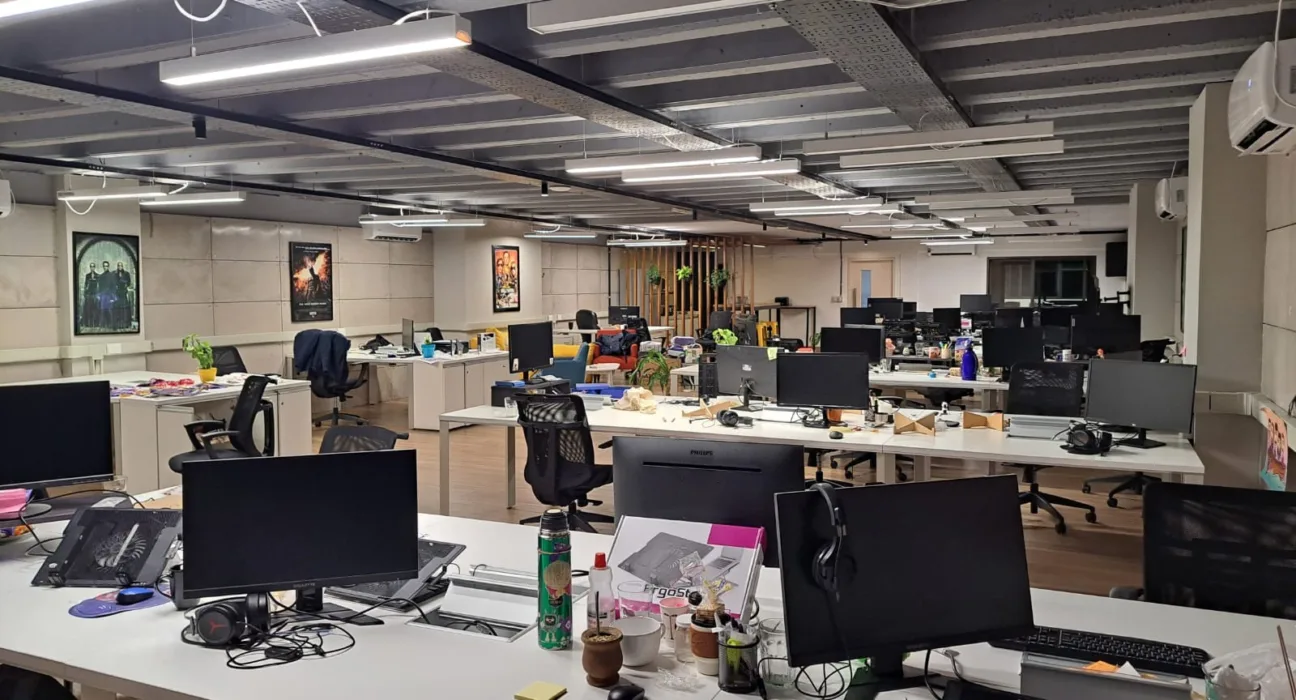 my-family-cinema-e-btv:-cerco-ao-‘gatonet’-derruba-milhares-de-sites-e-apps-piratas-no-brasil