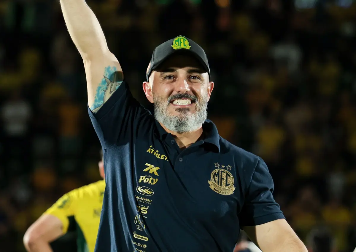da-demissao-no-futebol-goiano-ao-apice-com-o-mirassol;-veja-como-foi-a-temporada-de-rafael-guanaes